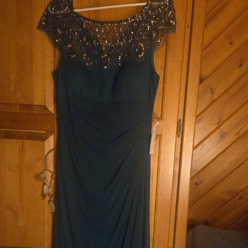 Elegant Teal Maxi Dress with Sequin Details